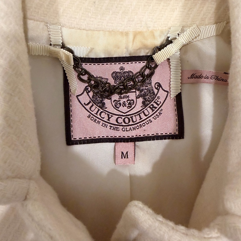 Juicy Couture Wool Blend Coat Size Medium Ivory Belted Button Front Classic - Picture 2 of 2